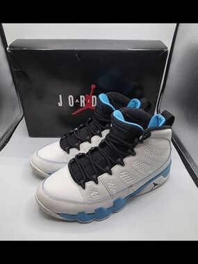 Nike Air Jordan Retro Powder Blue Sneakers - Men's Size 10.